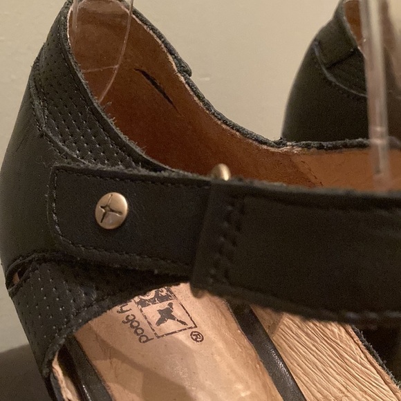 Pikolinos Black Stacked Heel Peep Toe Shoes - Picture 5 of 14